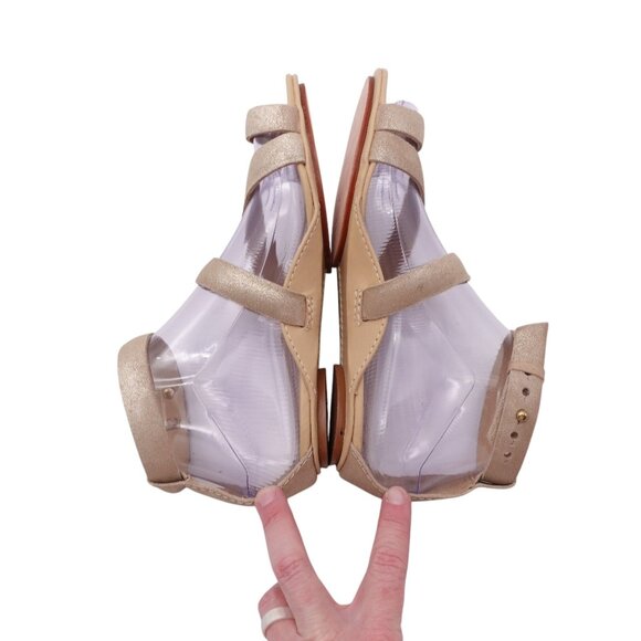 NIB MAX Azria Freja Flat Sandals Sz 36.5 Gold Metallic Strappy Ankle Strap - Picture 7 of 12